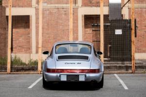 Porsche 911 Carrera RS 3.6 Touring 1992 года  (WW)